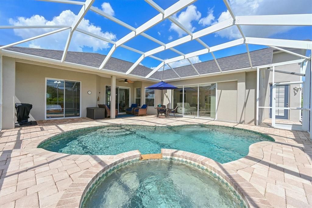 На продажу: $759,900 (4 спален, 3 ванн, 2612 Квадратных фут)