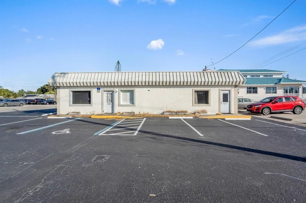 For Sale: $850,000 (0 beds, 0 baths, 2800 Square Feet)