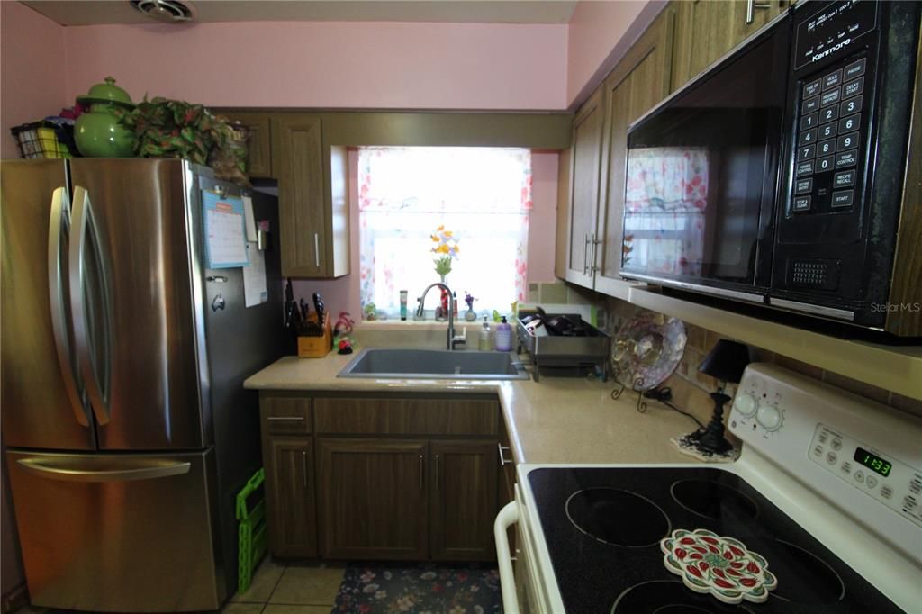 На продажу: $365,000 (3 спален, 2 ванн, 1234 Квадратных фут)