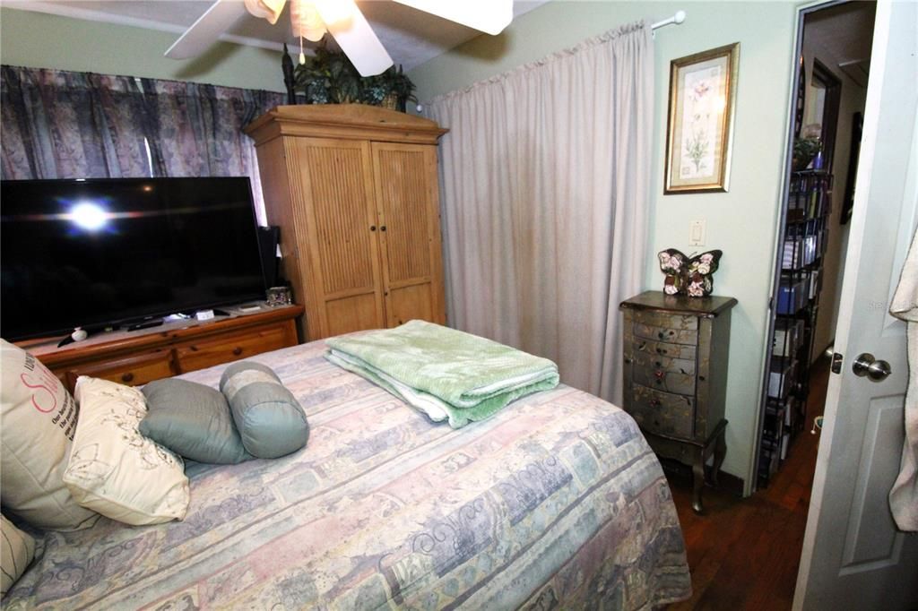 На продажу: $365,000 (3 спален, 2 ванн, 1234 Квадратных фут)