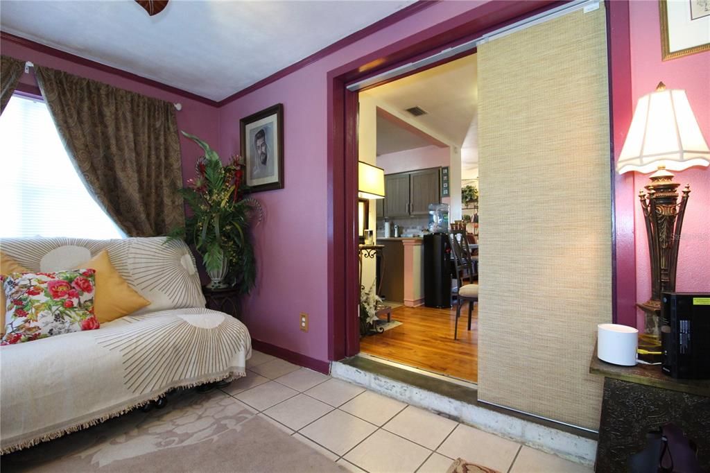 На продажу: $365,000 (3 спален, 2 ванн, 1234 Квадратных фут)