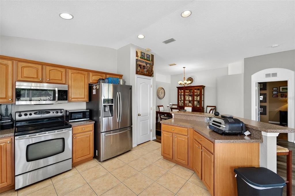 En Venta: $349,900 (3 camas, 2 baños, 1696 Pies cuadrados)