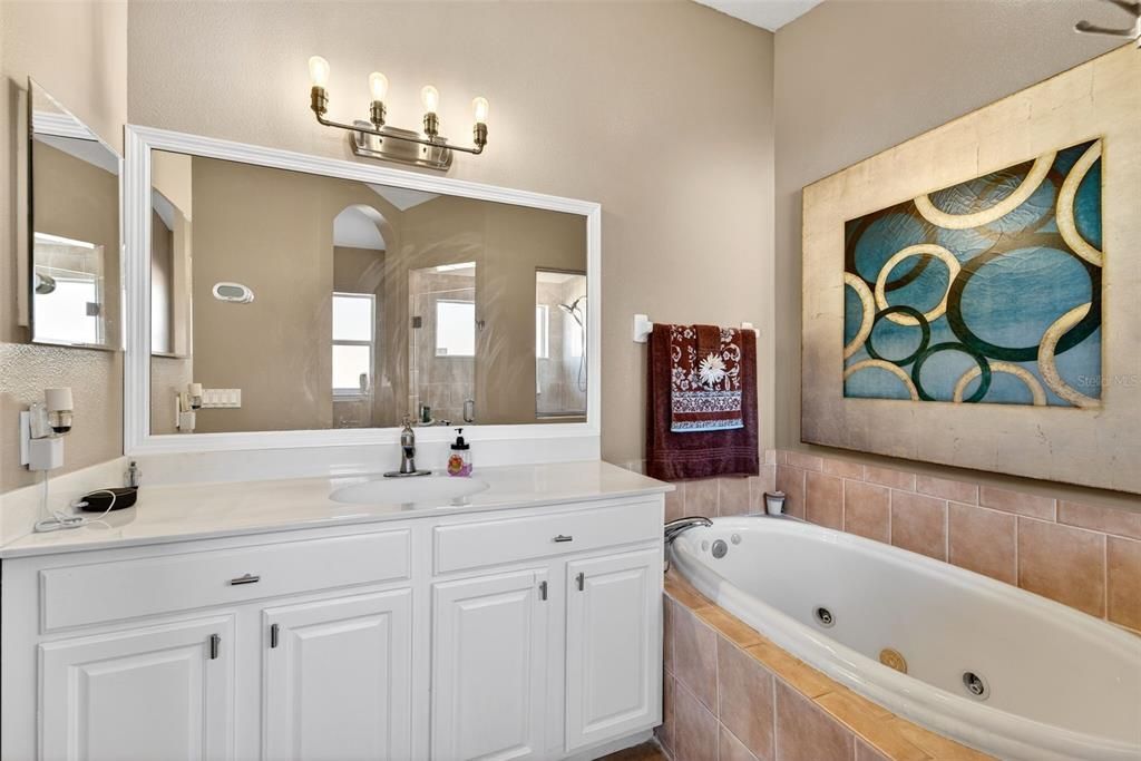 En Venta: $349,900 (3 camas, 2 baños, 1696 Pies cuadrados)