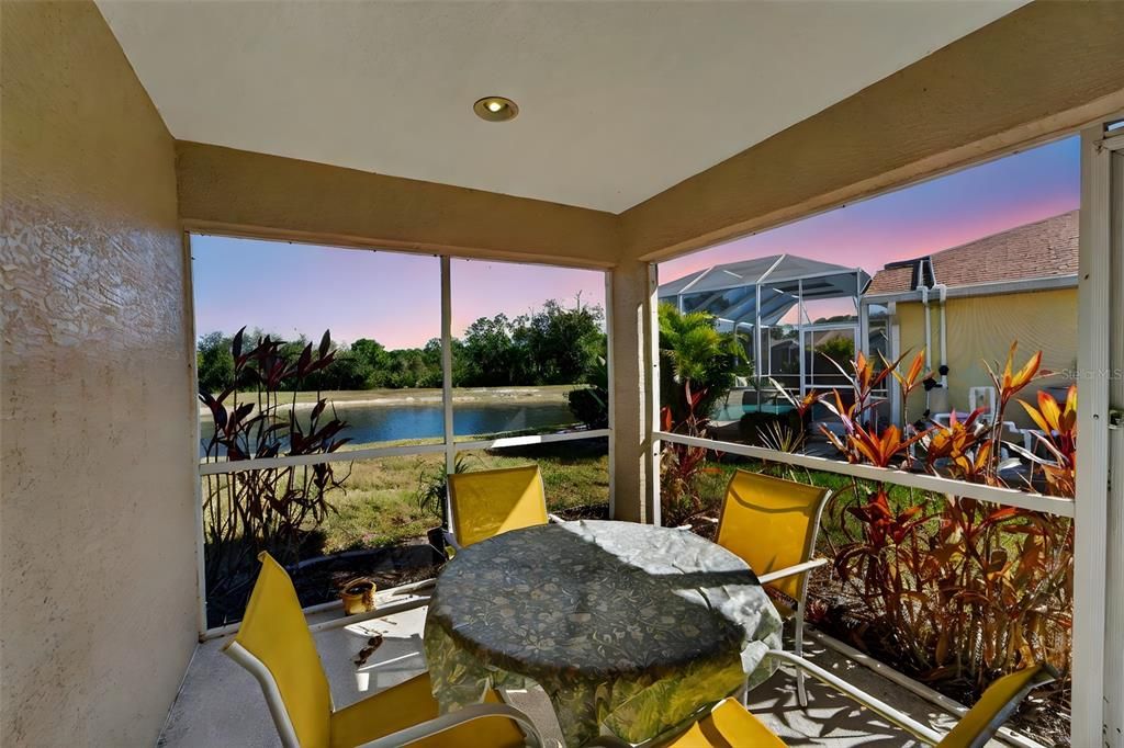 En Venta: $349,900 (3 camas, 2 baños, 1696 Pies cuadrados)