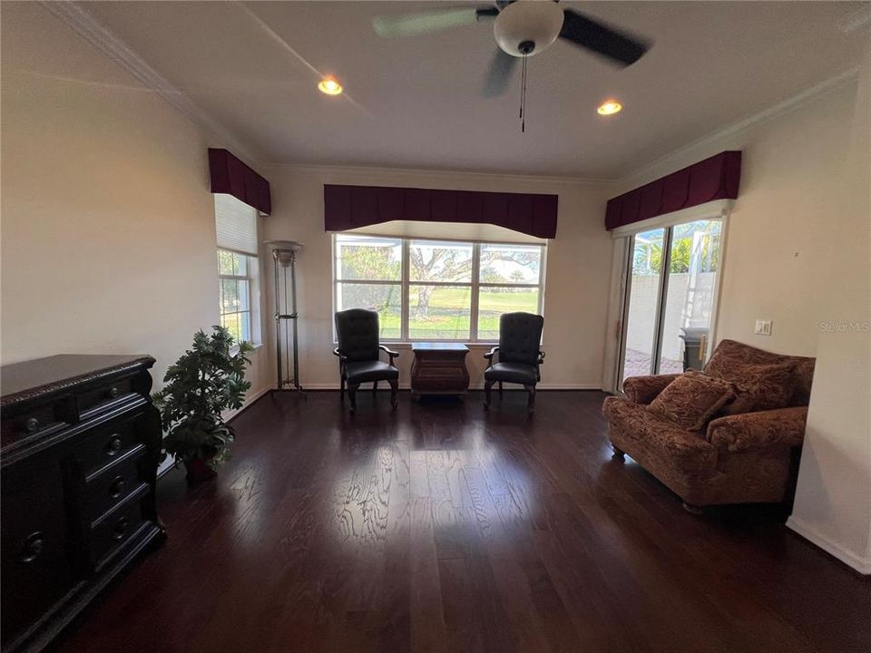 出租: $1,750 (3 贝兹, 2 浴室, 1690 平方英尺)