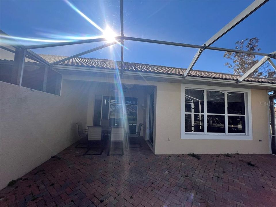 出租: $1,750 (3 贝兹, 2 浴室, 1690 平方英尺)