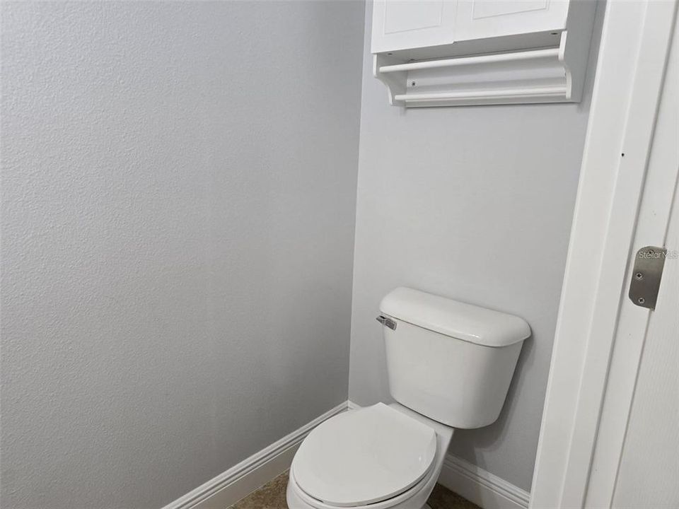 For Sale: $365,000 (2 beds, 2 baths, 1292 Square Feet)