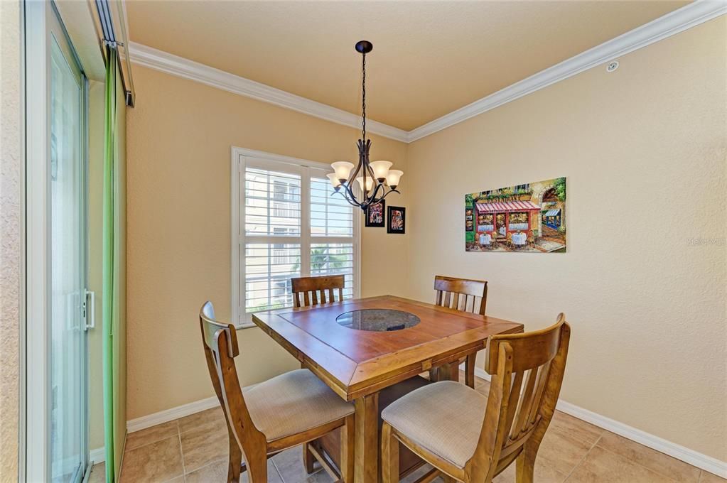 For Sale: $290,000 (2 beds, 2 baths, 1527 Square Feet)