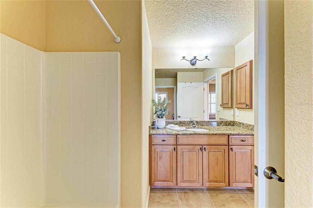 For Sale: $290,000 (2 beds, 2 baths, 1527 Square Feet)