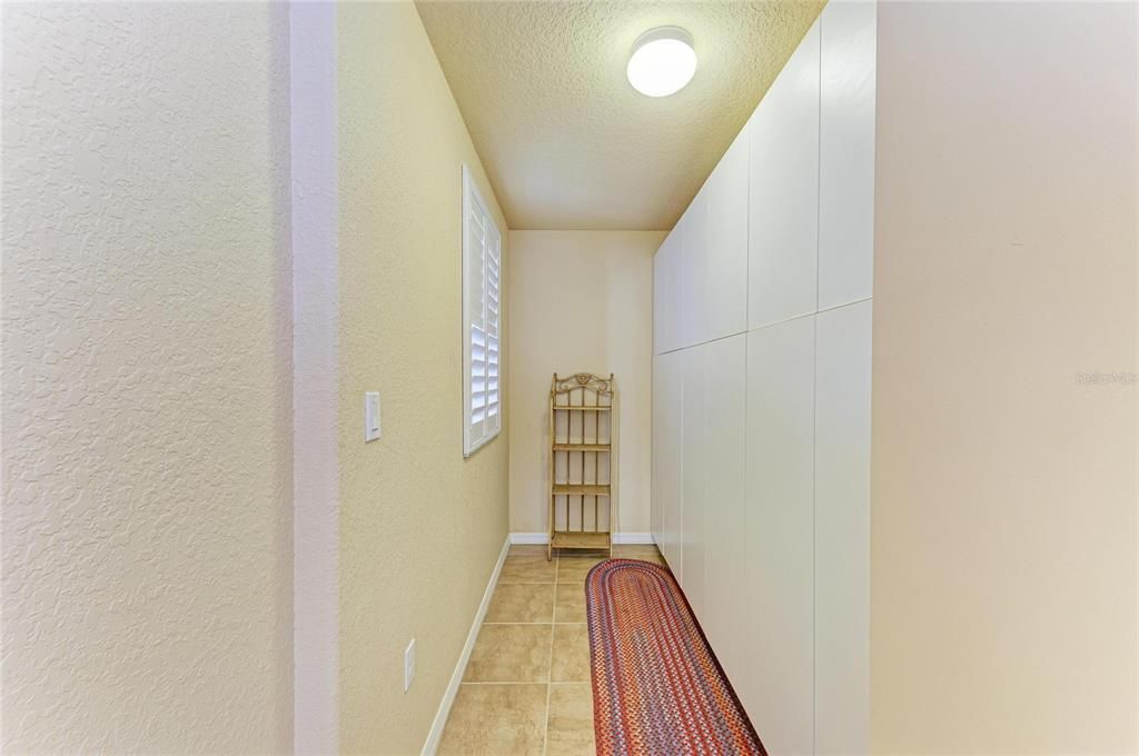 For Sale: $290,000 (2 beds, 2 baths, 1527 Square Feet)