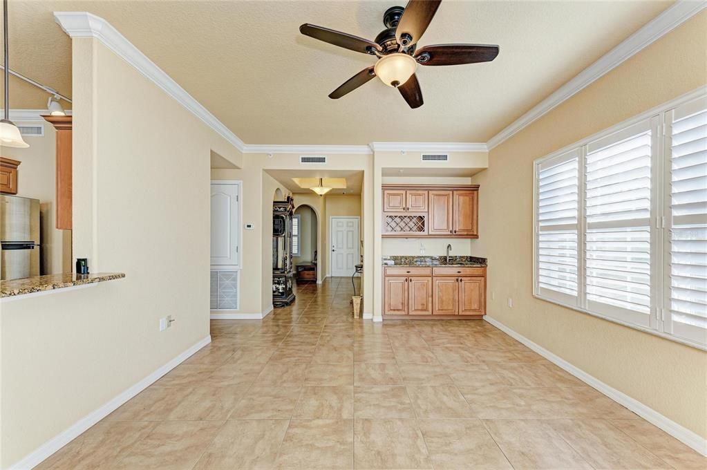 For Sale: $290,000 (2 beds, 2 baths, 1527 Square Feet)