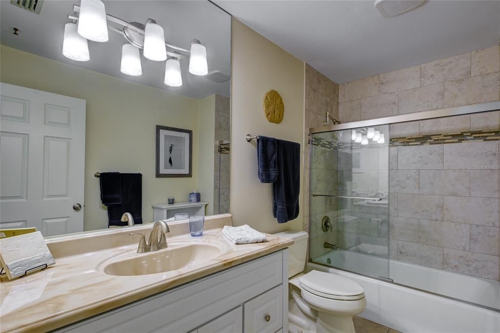 For Sale: $769,000 (2 beds, 2 baths, 1130 Square Feet)