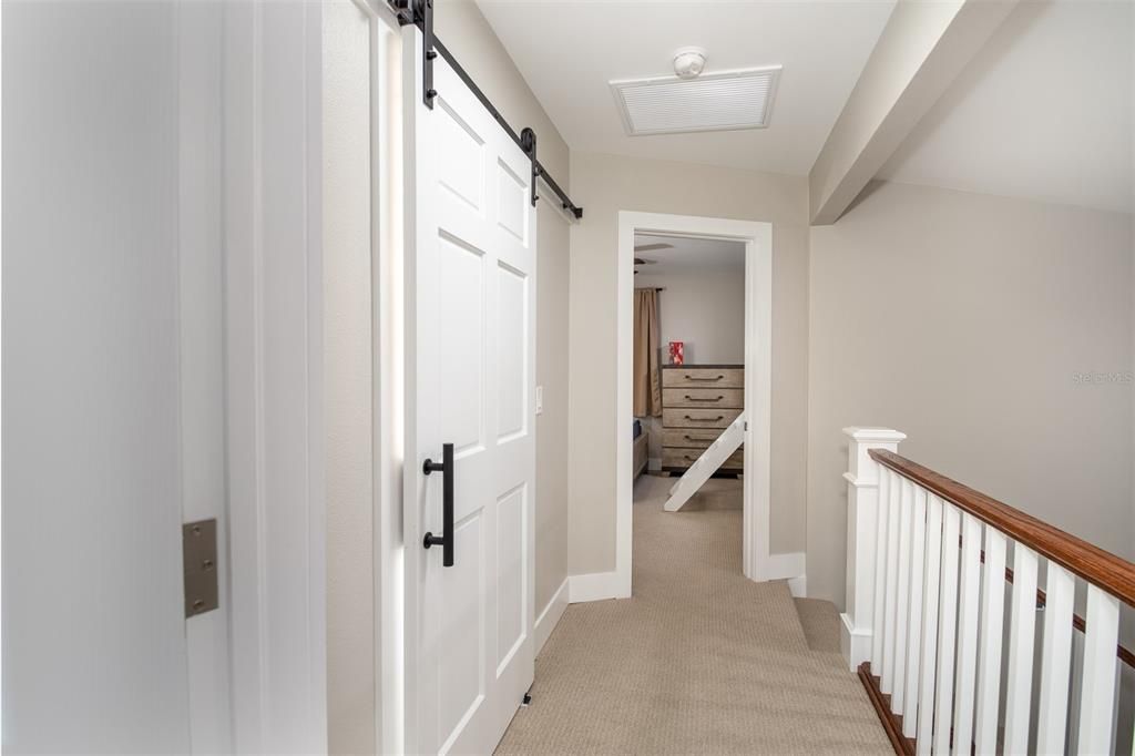 For Rent: $2,800 (3 beds, 2 baths, 1277 Square Feet)