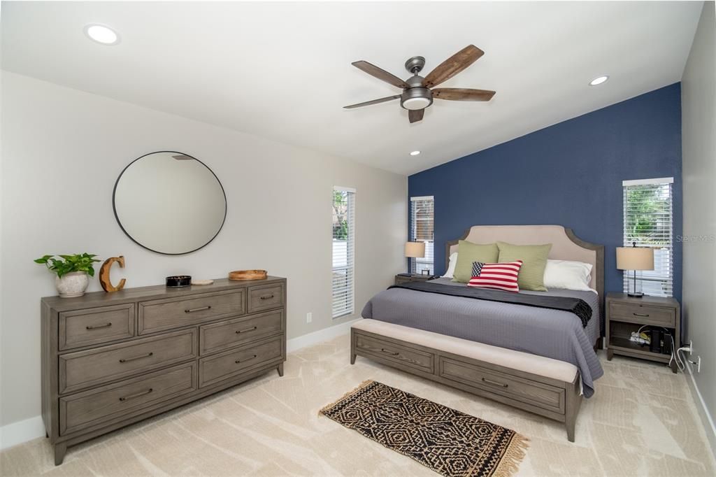 For Rent: $2,800 (3 beds, 2 baths, 1277 Square Feet)