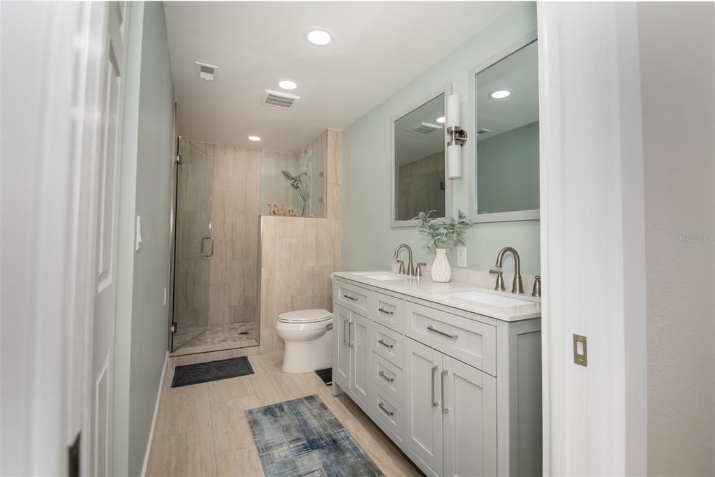 For Rent: $2,800 (3 beds, 2 baths, 1277 Square Feet)