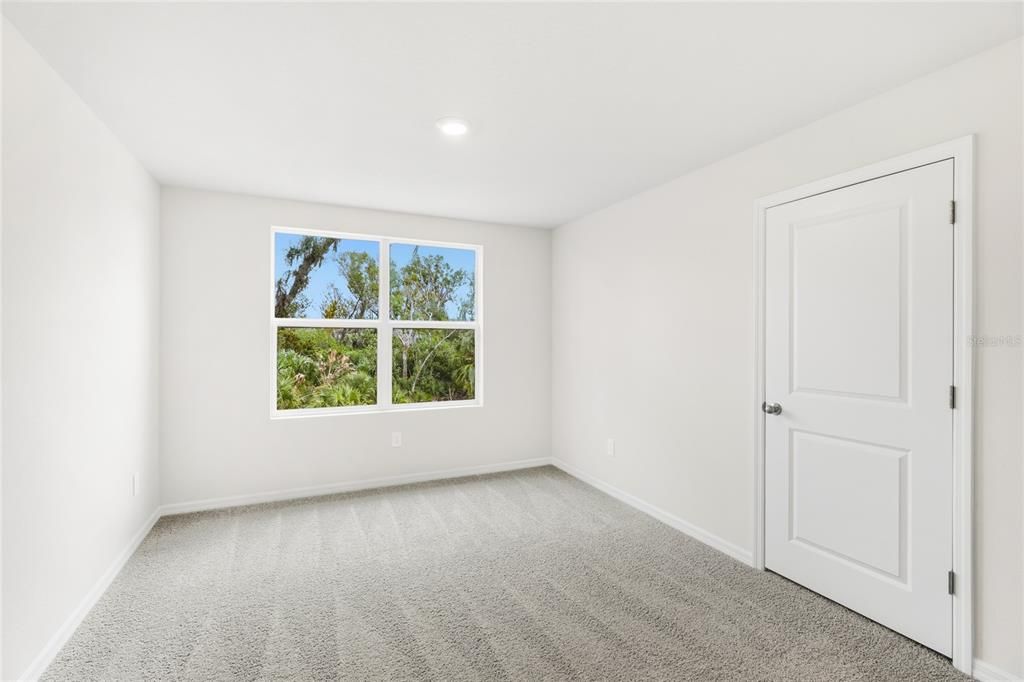 For Rent: $2,800 (5 beds, 3 baths, 2616 Square Feet)