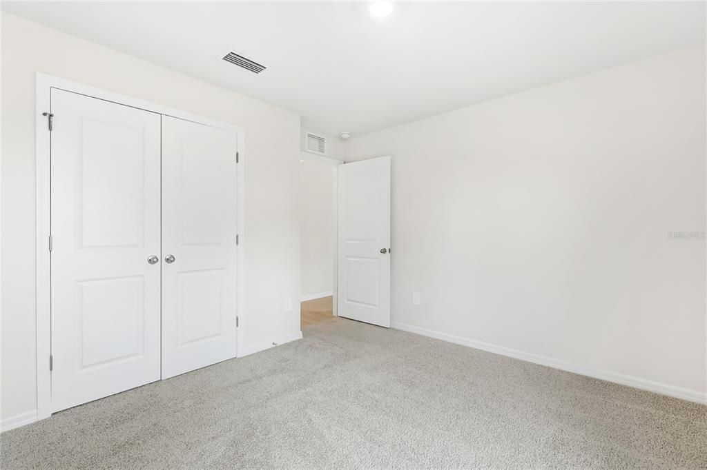 For Rent: $2,800 (5 beds, 3 baths, 2616 Square Feet)