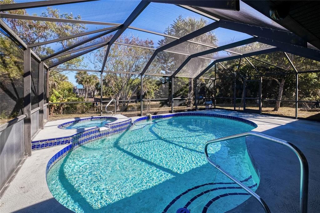 На продажу: $370,000 (3 спален, 2 ванн, 1792 Квадратных фут)