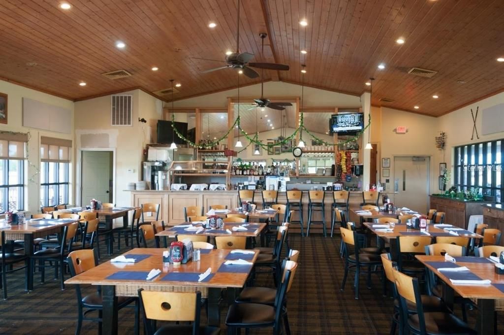 En Venta: $559,000 (2 camas, 2 baños, 2227 Pies cuadrados)