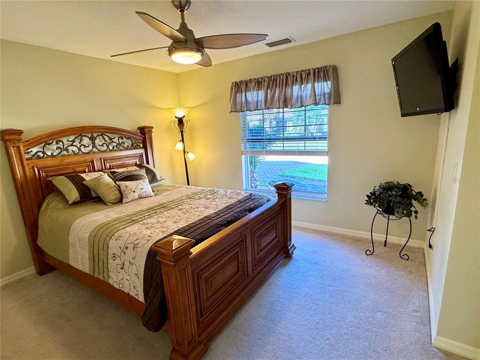 En Venta: $559,000 (2 camas, 2 baños, 2227 Pies cuadrados)