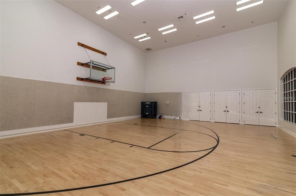 En Venta: $559,000 (2 camas, 2 baños, 2227 Pies cuadrados)