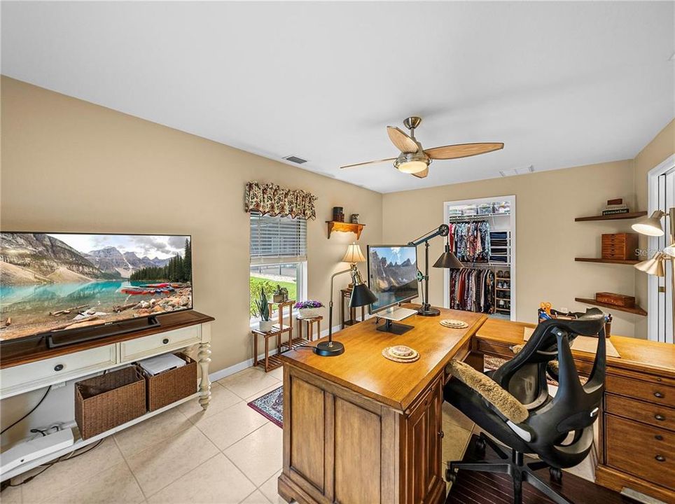 En Venta: $559,000 (2 camas, 2 baños, 2227 Pies cuadrados)