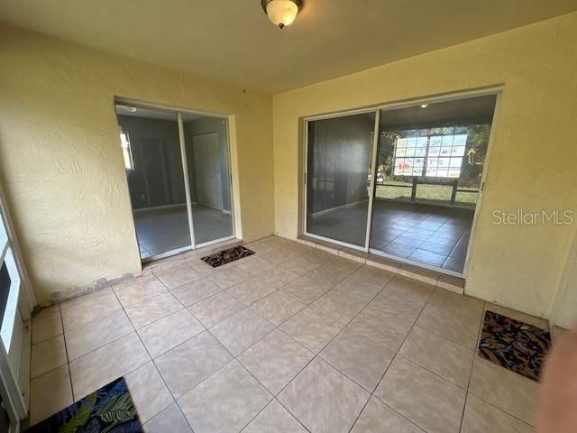 待售: $299,000 (3 贝兹, 2 浴室, 1563 平方英尺)