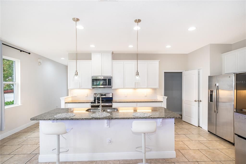 待售: $349,900 (3 贝兹, 2 浴室, 1771 平方英尺)