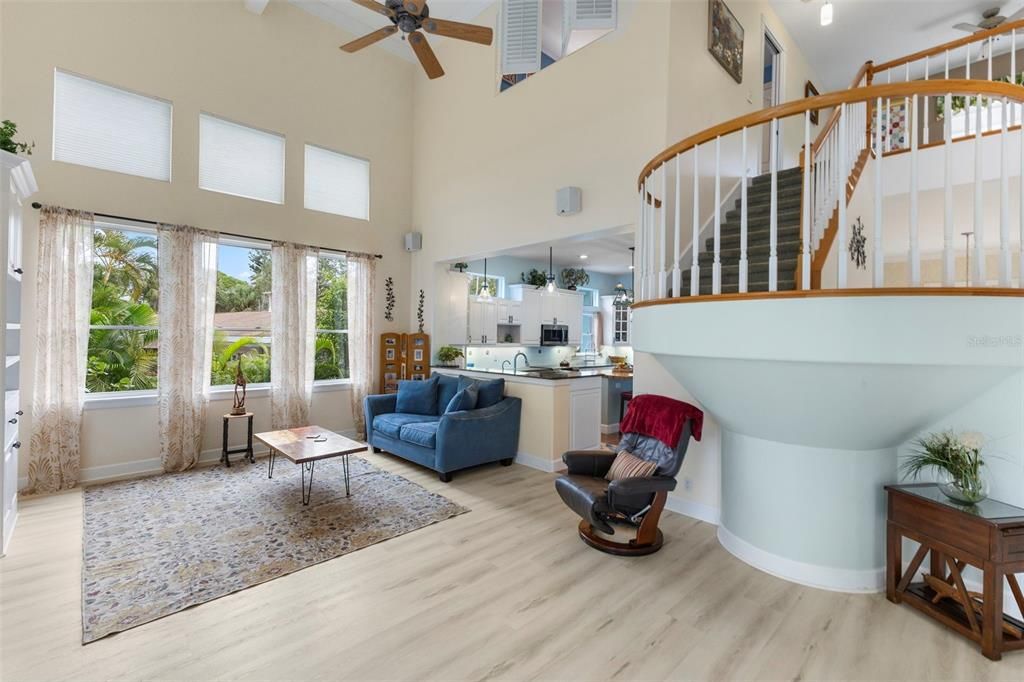 En Venta: $2,170,000 (4 camas, 3 baños, 2838 Pies cuadrados)