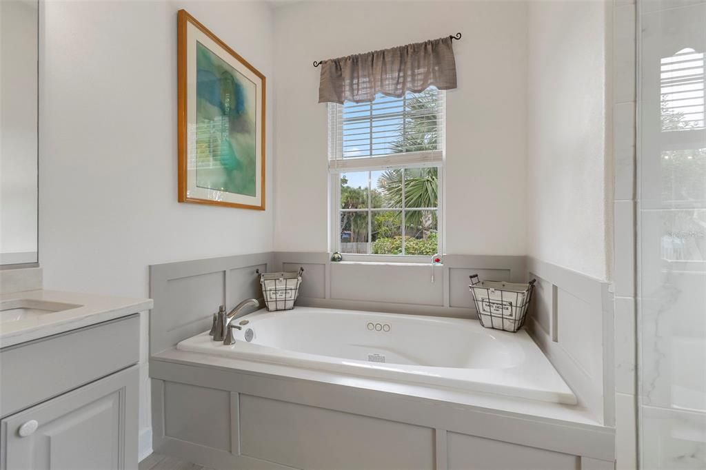 En Venta: $2,170,000 (4 camas, 3 baños, 2838 Pies cuadrados)