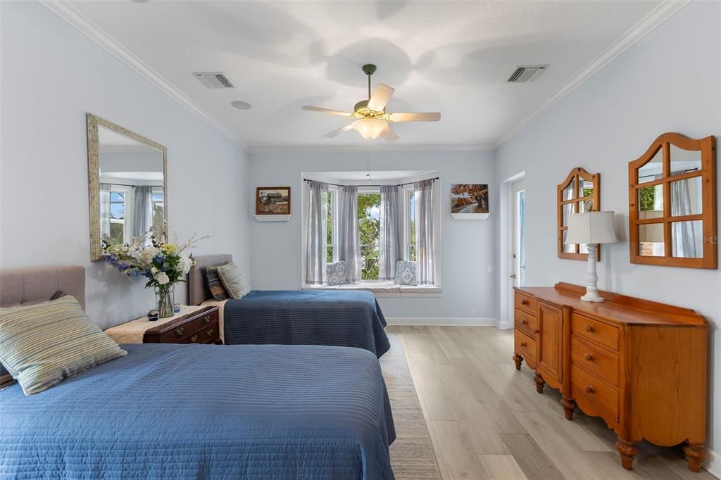 En Venta: $2,170,000 (4 camas, 3 baños, 2838 Pies cuadrados)