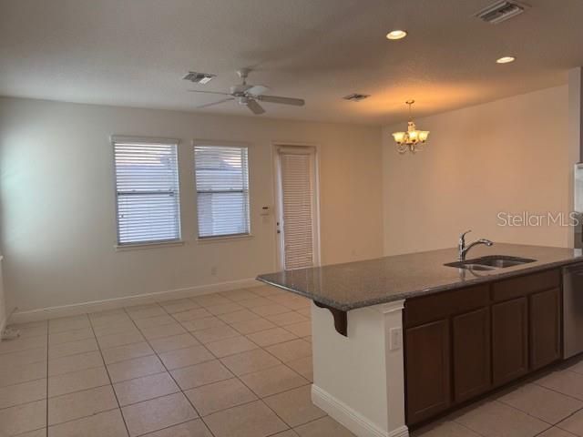 В аренду: $2,890 (4 спален, 3 ванн, 1936 Квадратных фут)