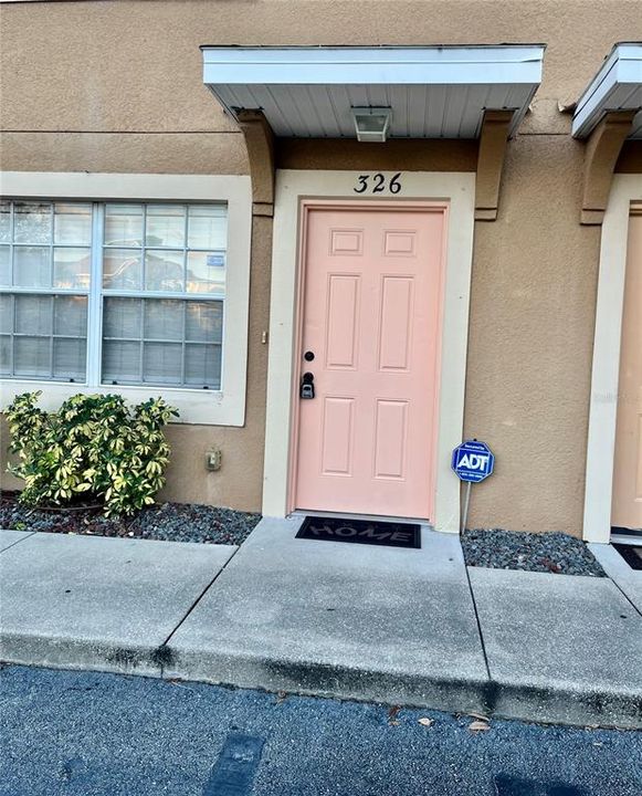 出租: $1,850 (2 贝兹, 2 浴室, 1120 平方英尺)