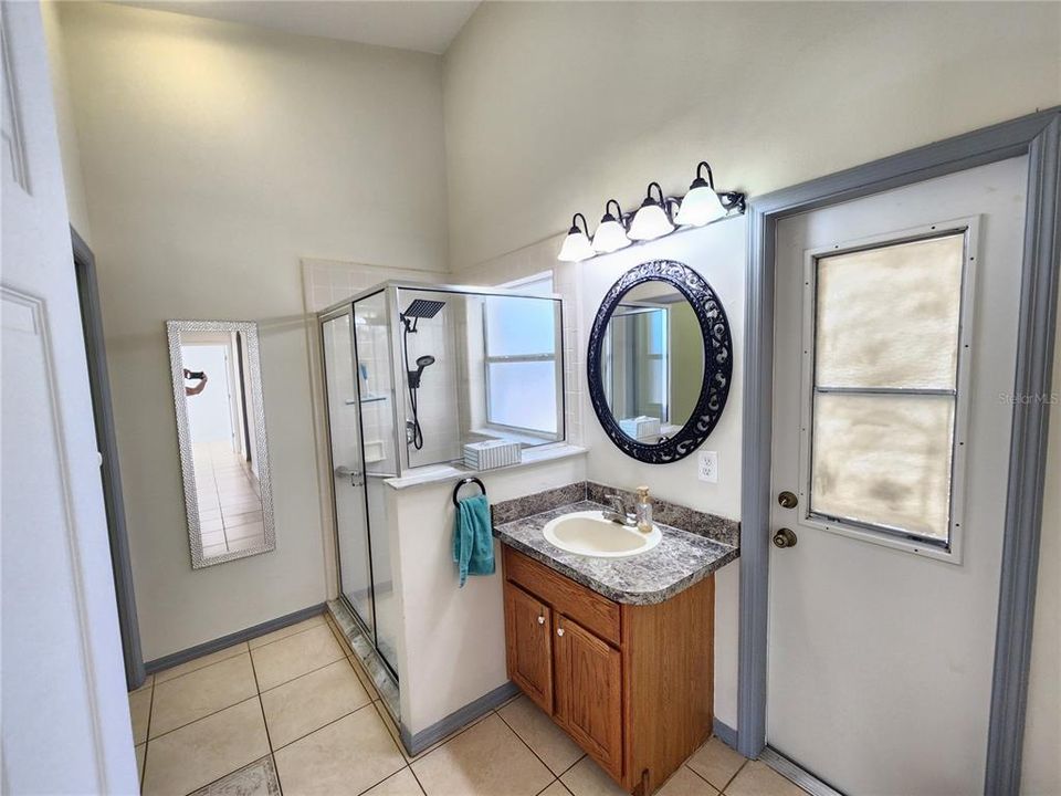 出租: $2,450 (3 贝兹, 2 浴室, 1632 平方英尺)