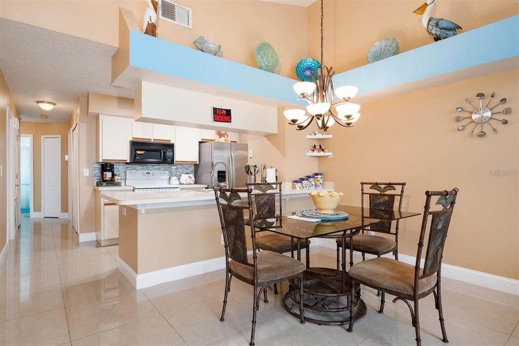 出租: $2,000 (3 贝兹, 2 浴室, 1220 平方英尺)