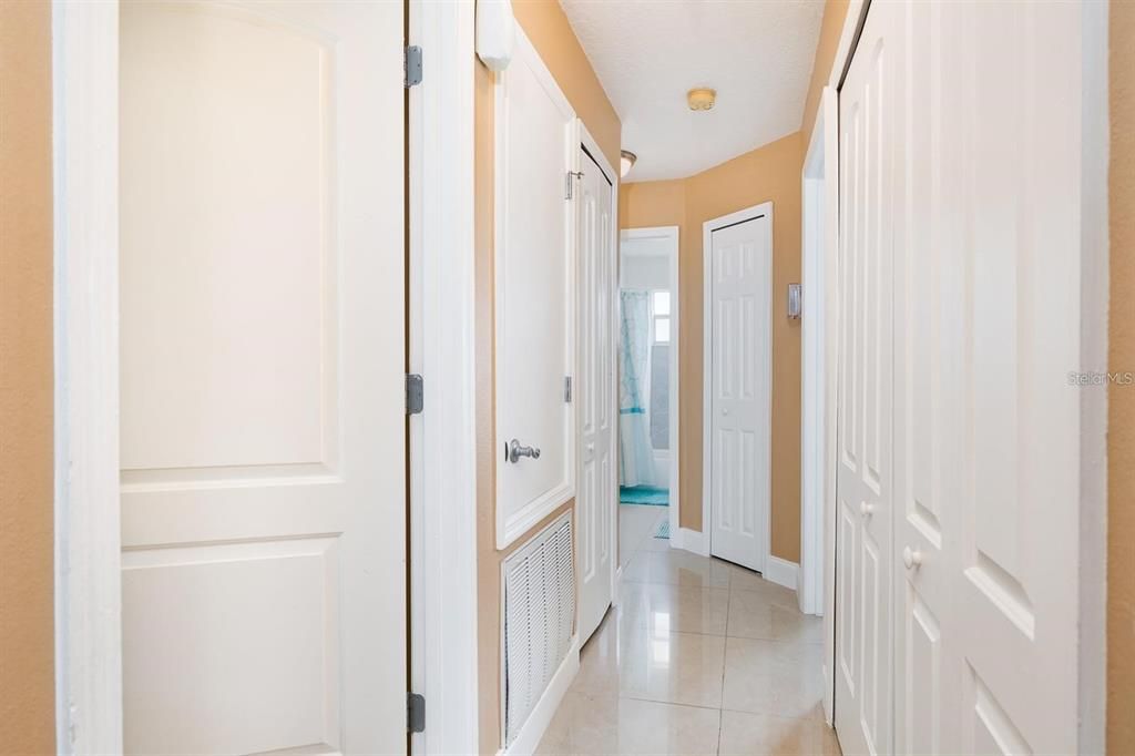 出租: $2,000 (3 贝兹, 2 浴室, 1220 平方英尺)