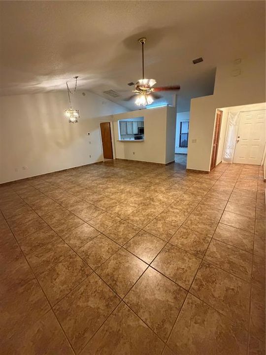 For Rent: $1,795 (3 beds, 2 baths, 1506 Square Feet)