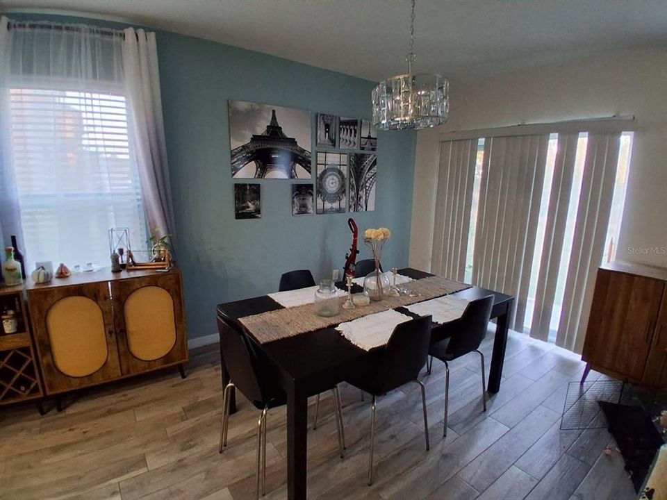 For Sale: $259,900 (4 beds, 2 baths, 1788 Square Feet)