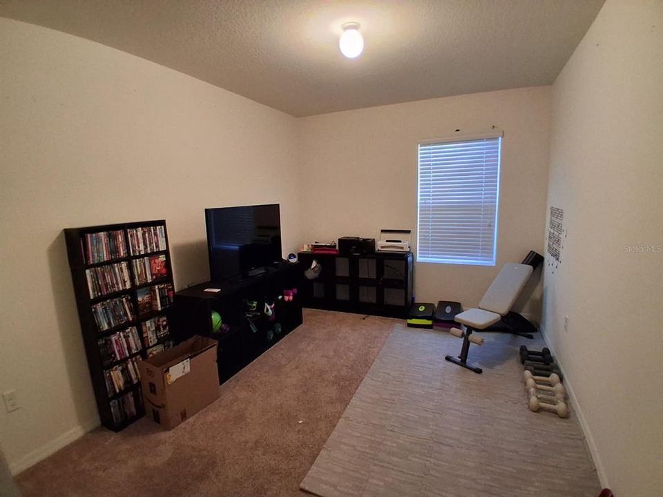 For Sale: $259,900 (4 beds, 2 baths, 1788 Square Feet)