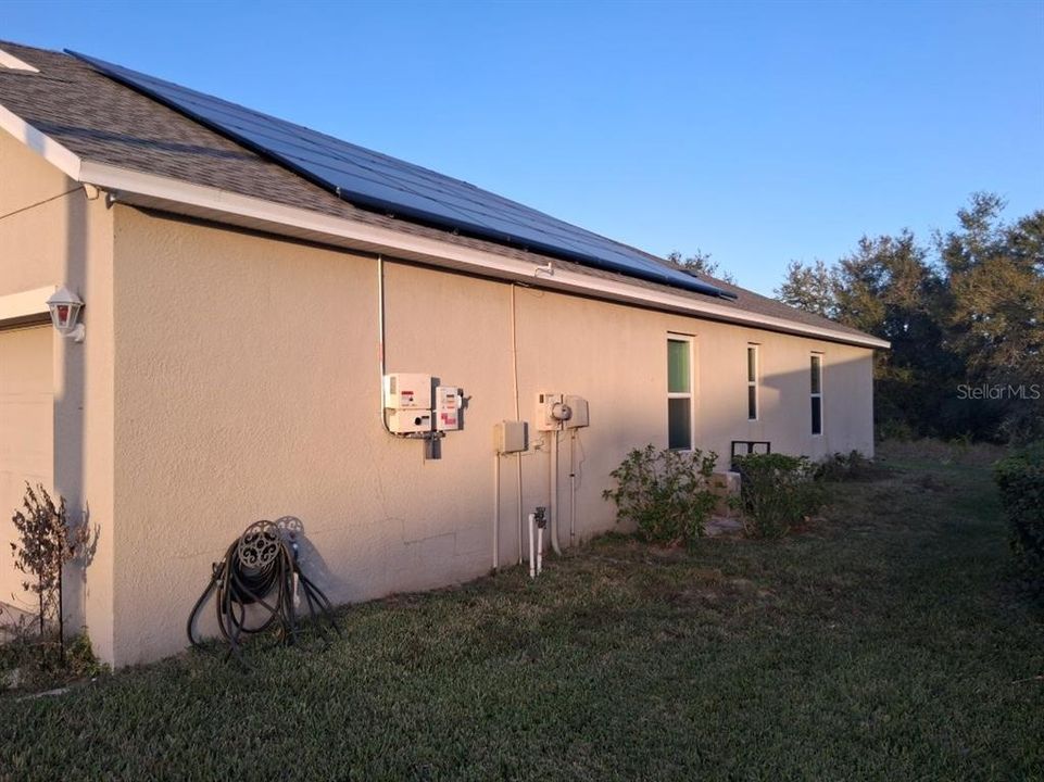 For Sale: $259,900 (4 beds, 2 baths, 1788 Square Feet)