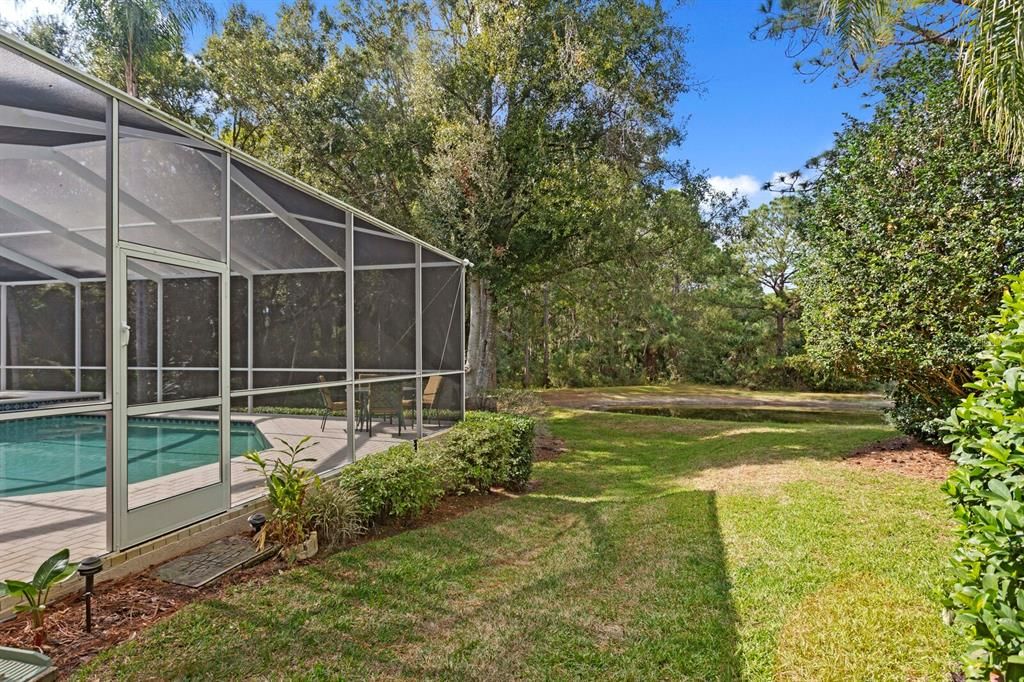 For Sale: $550,000 (3 beds, 2 baths, 2215 Square Feet)