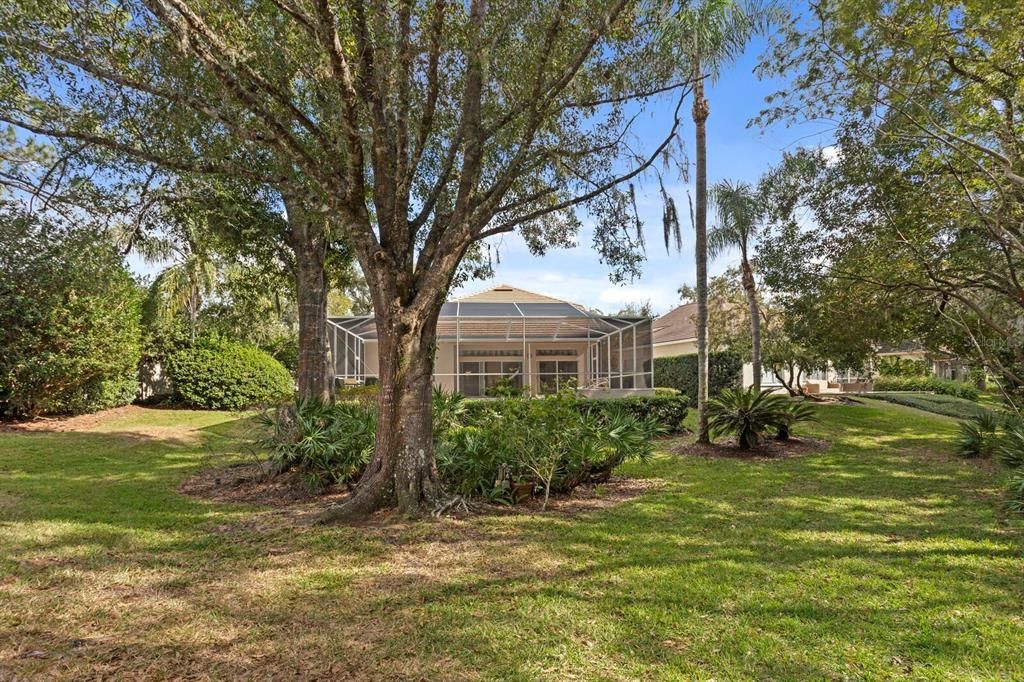 For Sale: $550,000 (3 beds, 2 baths, 2215 Square Feet)