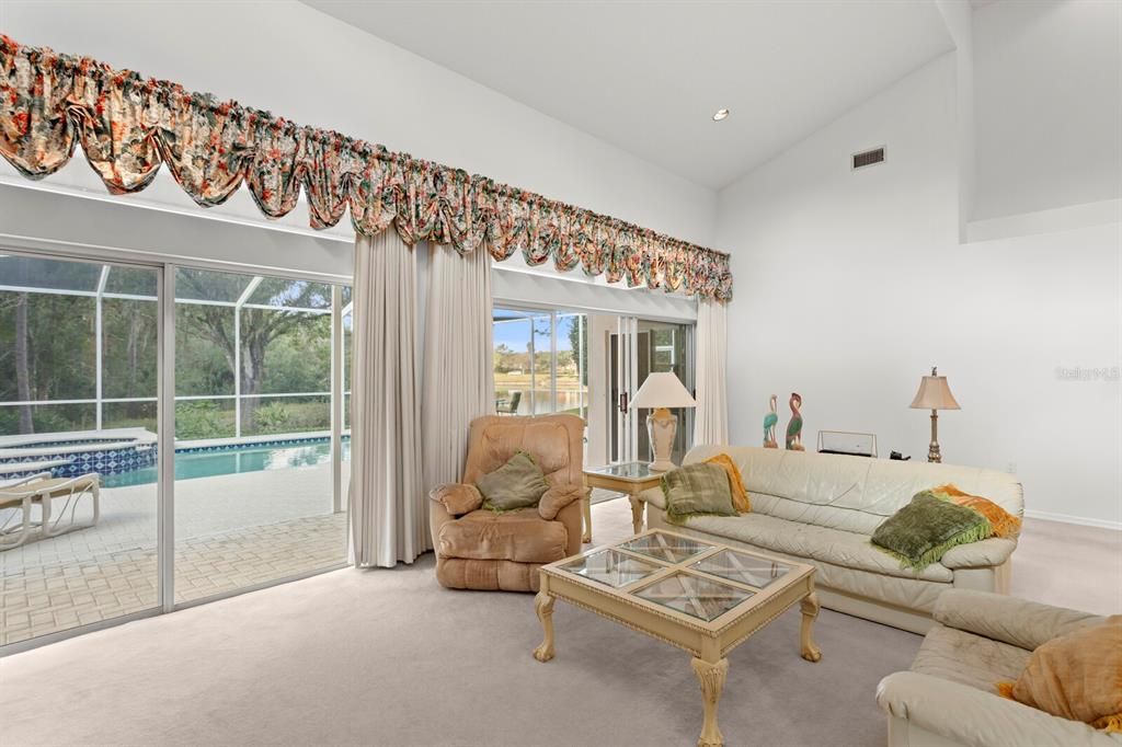 For Sale: $550,000 (3 beds, 2 baths, 2215 Square Feet)