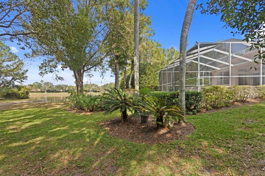 For Sale: $550,000 (3 beds, 2 baths, 2215 Square Feet)