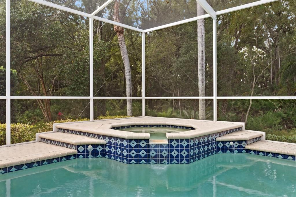 For Sale: $550,000 (3 beds, 2 baths, 2215 Square Feet)