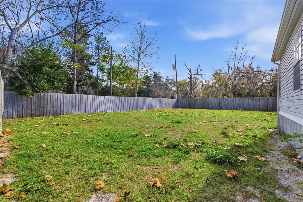 En Venta: $250,000 (3 camas, 2 baños, 1809 Pies cuadrados)