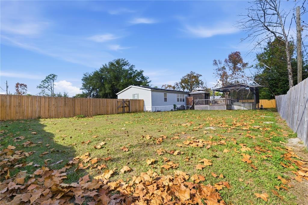 En Venta: $250,000 (3 camas, 2 baños, 1809 Pies cuadrados)