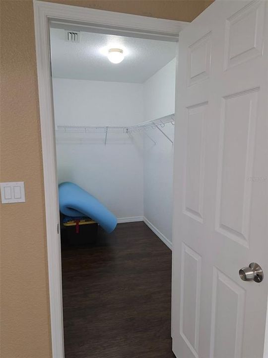 En Venta: $269,000 (3 camas, 2 baños, 1465 Pies cuadrados)