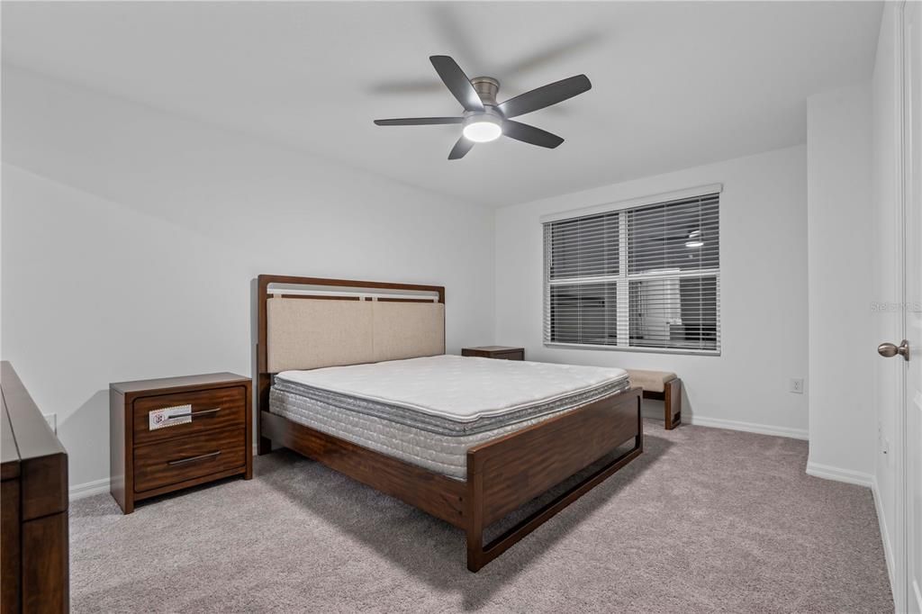 For Rent: $2,400 (3 beds, 2 baths, 1507 Square Feet)