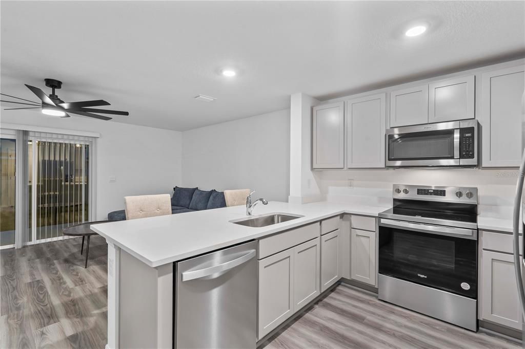 For Rent: $2,400 (3 beds, 2 baths, 1507 Square Feet)